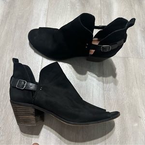 Lucky Brand Black Open Toe Cut Up Booties Sz 9.5M